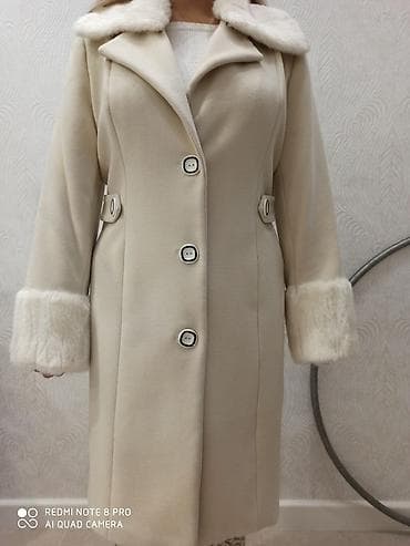 Turk istehsali. 38-40 razmere gedir Isti paltodur .Eyinde cox gozel lalafo.az -da Turk istehsali. 38-40 razmere gedir Isti paltodur .Eyinde cox gozel