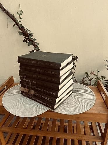 Məhsul: “İstoriya Vsemirnoy Literaturı” (ИВЛ) – çoxcildli at lalafo.az Məhsul: “İstoriya Vsemirnoy Literaturı” (ИВЛ) – çoxcildli