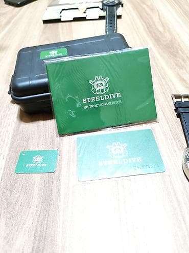 kişi üçün gödəkcə: İşlənmiş, Qol saatı, rəng - Qara — 5