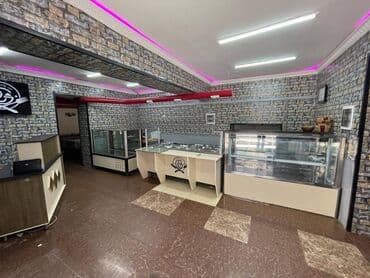 kiraye kafe verirem: Xalqlar metrosunun yaxınlığında əşyali təmirli kafe ümumi sahəsi 320 — 8