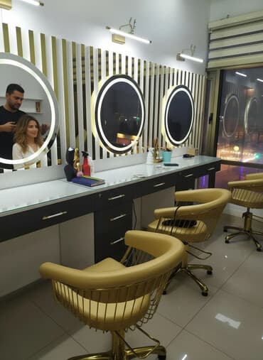 salon bas vanasi: Yeni, Saş kəsimi üçün masa, Güzgülü — 1