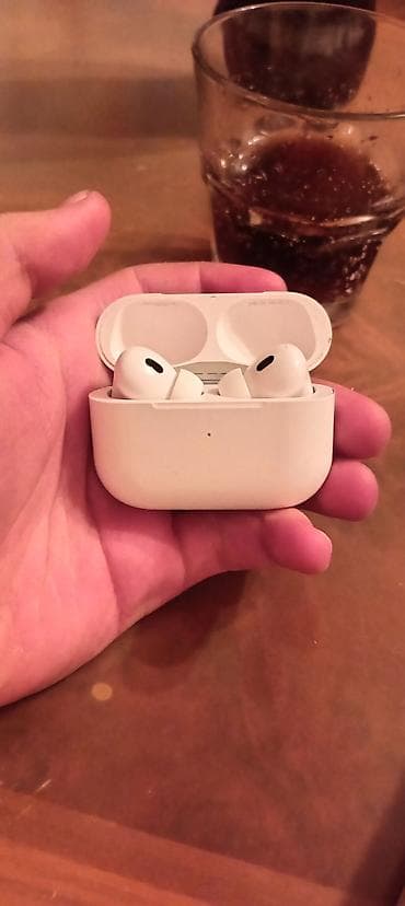 Apple AirPods Pro (MagSafe qutulu) simsiz qulaqcıqlar - Aktiv