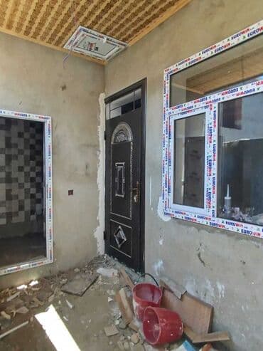 rayonlara: 3 otaqlı, 50 kv. m — 7