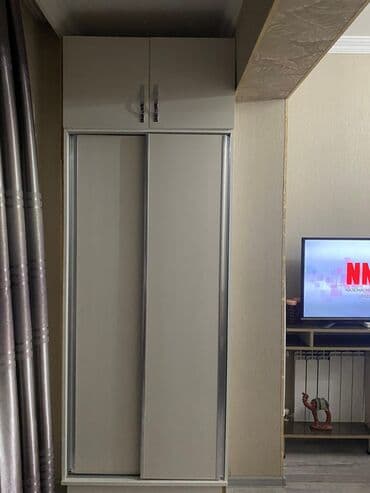 горка для посуды: Б/у, Купе, 2 двери Прямой шкаф, Гардеробный шкаф — 2