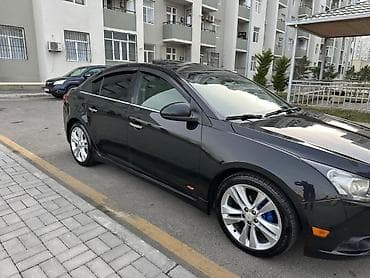 Chevrolet Cruze: 1.4 l | 2011 il Sedan — 1