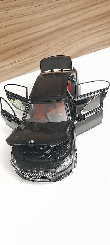 bugatti veyron qiymeti: Oyuncaq Bmw 1/24 Ölçülü modellər Hamısı Birinin qiymeti 16 manatdı — 5