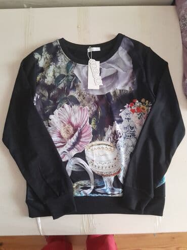 Tamamile yeni etiketli qadin koftasi
25 e alinib