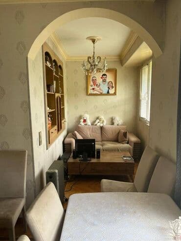 ağ şeher kiraye evler: Bakı, Yasamal, 3 otaqlı, Köhnə tikili, m. İnşaatçılar, 65 kv. m — 3