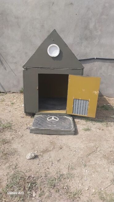 it yuvası: İt yuvası — 1