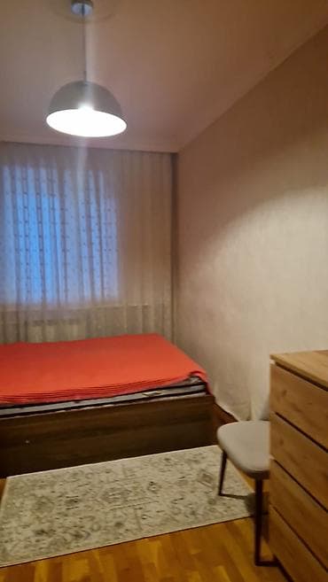 Kirayə 2 otaqlı, tam mebelli və texnikalı mənzil. - Qonaq otağı — 3