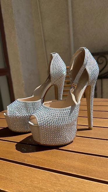 babet ayaqqabı: Casadei üslubunda parıltılı ziyafət ayaqqabısı - Model: Hündür — 3