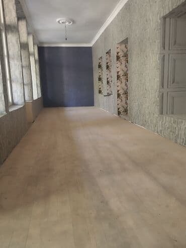 nerimanov ev: Həyət evi – geniş həyət sahəsi və içəridə işıqlı otaqlar - Geniş və — 4