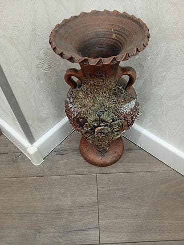 piyon gül: Bir vaza, Keramika — 2
