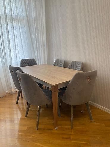 Masa dəsti satılır – 240₼. Açılır model. Komplekt: - Açılan yemək — 1