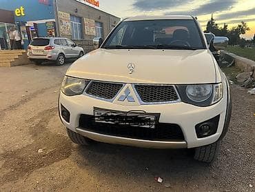 ucuz vito: Mitsubishi L200 “Sportero” pikap - Korpus: 4 qapılı, ikiqat kabin, ağ — 3