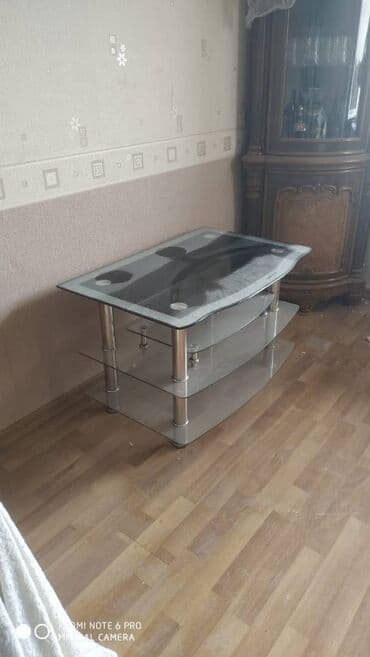 аренда помещения под салон красоты: Salam. Temir getdiyi ucun satilir. Yerim yoxdur. Eni56sm, uzunu — 1