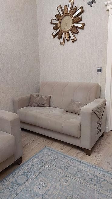divan islemis: Divan 170 azn Acilir, bazalidir Parcasi nabuk Olcusu 150x85 🏡Ayna — 1
