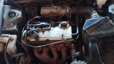 Ножи: Toyota Avensis sedan - Kuzov: 4 qapılı sedan, boz rəng - Salon: bej — 10