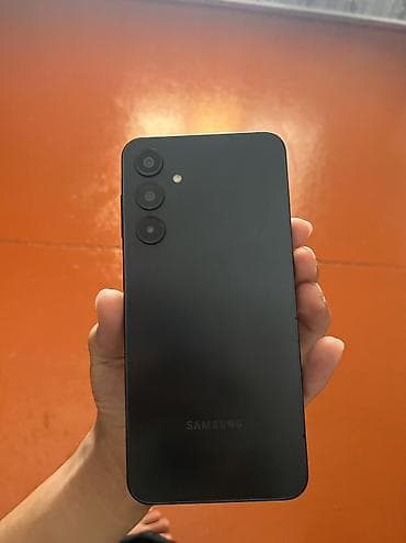ipad mini 5 32gb: Samsung Galaxy A16, 128 GB, rəng - Qara, Barmaq izi, İki sim kartlı — 2