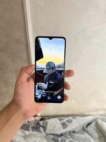 philips xenium 9@9h: Oppo A38, 128 GB, Barmaq izi, Face ID — 9