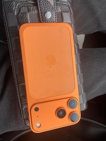 Məhsul: iPhone 11 sade 17 proya yigilib cox ela vezyetdedi herbirseyi