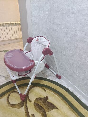 qidalandırmaq üçün uşaq stul yelləncək: Uşaq yemək kreslosu - Rəng: ağ/bənövşəyi - Stabil metal karkas — 1