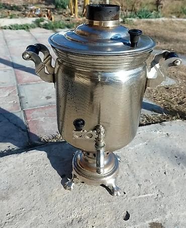 gitara simi: Antik samovar – klassik rus üslubunda, metal gövdəli. Xüsusiyyətlər — 2