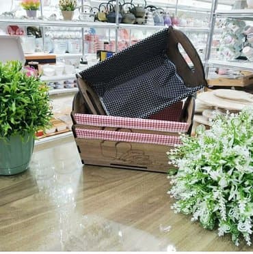 Çörək qabı
Material:bambu