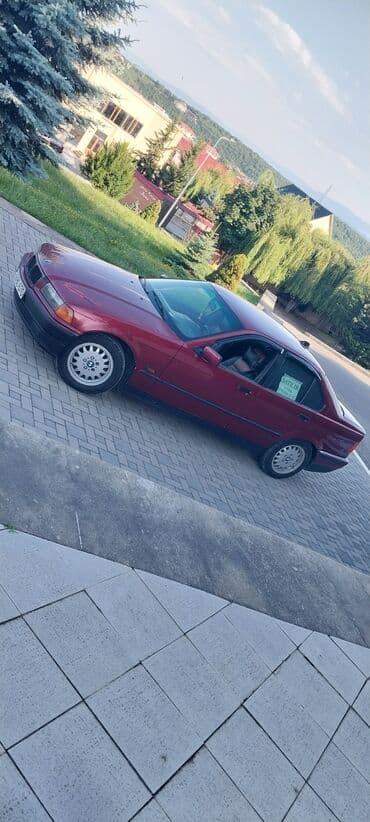 maşlar: BMW 3 series: 2 l | 1996 il Sedan — 12
