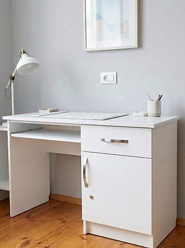 Ağ rəngli iş masası (komputer masası) - Minimalist dizayn, ev ofisi