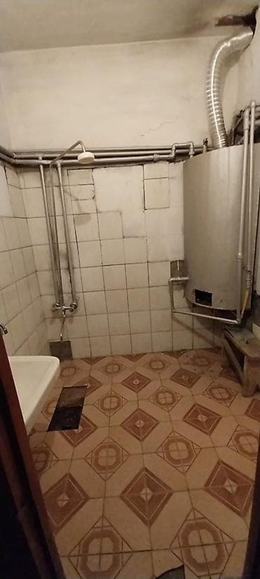 kirayə ev inşatçılar: Satiq üçün mənzil – geniş mətbəx-studiya və ayrı otaqlar şəxsi qaraji — 3