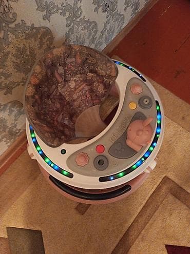 mebel kredit: Uşaq gəzdirəni / yerişi - Rəng: açıq çəhrayı-ağ, boz detallar - — 3