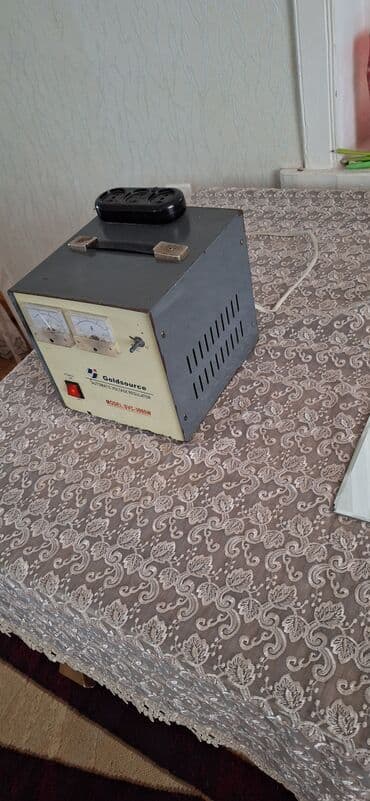 işlənmiş stabilizatorlar: Original Yapon 3000volt Transfarmartor stabilzator gərginlik — 2