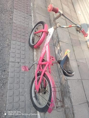 velosiped a: Uşaq velosipedi – 16” təkərli, çəhrayı-ağ rəng - Çərçivə: polad, aşağı — 2