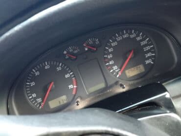 фольксваген поло салон: Volkswagen Passat sedan - Korpus: açıq mavi rəng, arxa spoyler, qara — 2