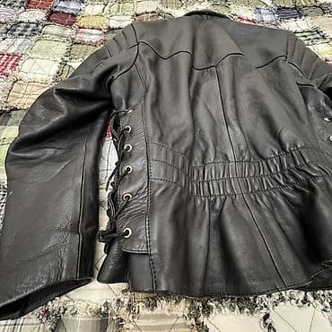 Dəbilqə düyməli motosiklet üslublu qara dəri gödəkçə. Razmer M,L, XL — 7