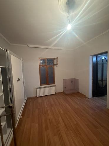 ev menzil: 1 otaqlı mənzil – geniş zal və ayrıca mətbəx - Plan: 1 otaq, ayrı — 5