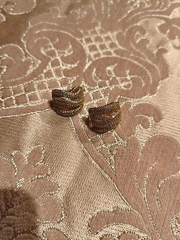 mismar sirga: Qızılı rəngdə qadın sırğası (cüt). - Material: metal əsas üzərində — 1