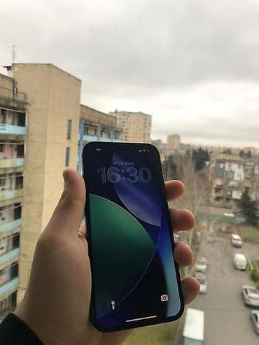 aple: IPhone 13, Midnight, Face ID — 2