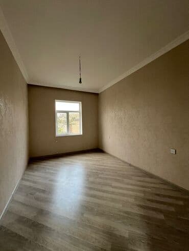 6 ci mkr da evler: Binəqədi cumə məcidinə yaxin — 6