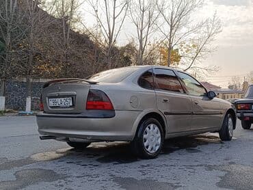 радиатор охлаждения опель вектра б: Opel Vectra: 1.8 l | 1999 il Sedan — 4