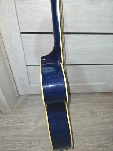 Akkordeonlar: Akustik gitara, 6 sim, İşlənmiş, Ünvandan götürmə, Ödənişli çatdırılma — 6