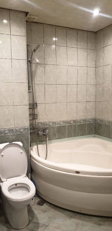 aylıq kirayə ev: Nəsimi metrosunun yaxınlığında (9mikrarayonda) 9 mertebeli binanın — 16