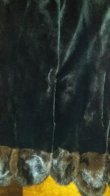 qadınlar üçün xəz palto: Норковый черный полушубок — 8