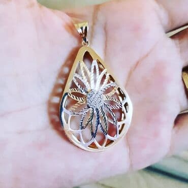 1 qram qızılın qiyməti 2024 750: Kulon, Sarı qızıl, 585 Əyar, 389 g — 1