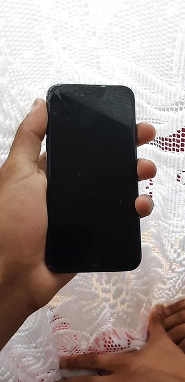 barter iphone: IPhone SE, Qara, Barmaq izi — 5