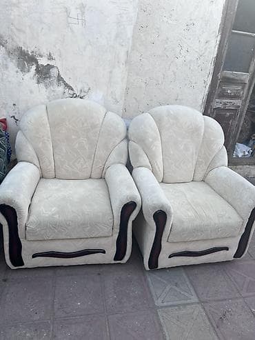 İki ədəd yumşaq kreslo dəsti - Rəng: açıq krem, abstrakt naxışlı — 2