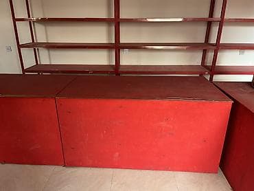 divar vitrini: Mağaza üçün vitrin və rəf sistemi - Material: metalkarkaslı çərçivə — 1
