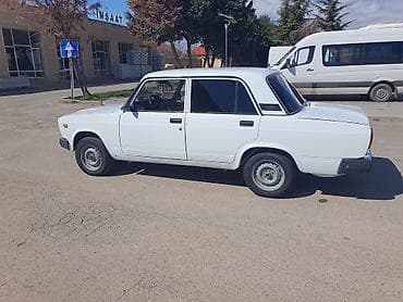 arenda ford transit gence: VAZ 2107 sedan - Kuzov: ağ rəng, 4 qapılı, klassik dizayn - Salon — 2