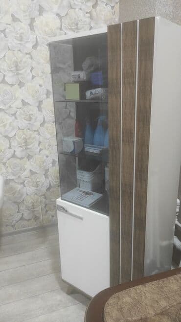 parça dolablar: Şüşəli dolab vitrini, Yeni — 2